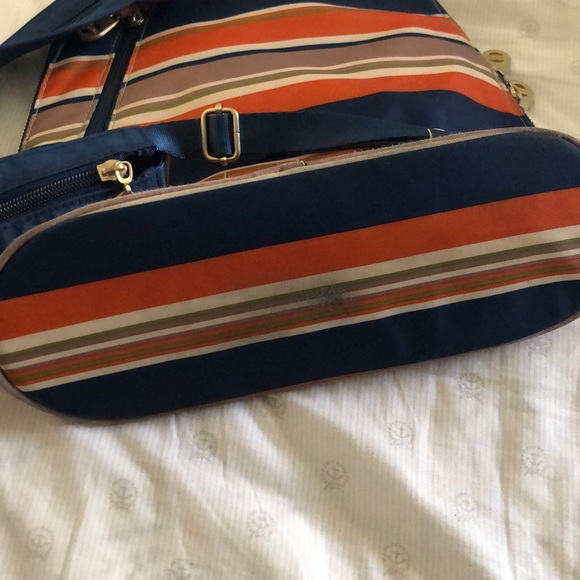 Baggallini backpack - Picture 3 of 4